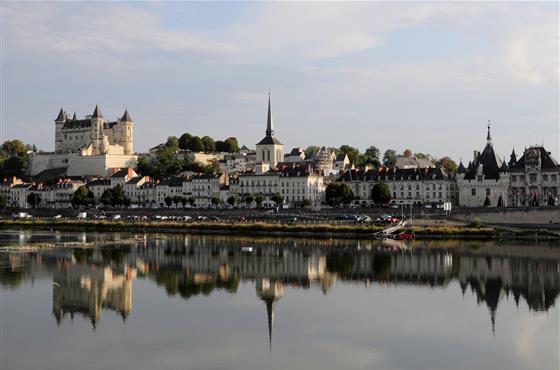 Saumur - Offre week-end, court-séjour en couple, entre amis, en famille en Val de Loire - Camping Loire et Châteaux à Bréhémont entre Tours et Saumur près des Châteaux de la Loire