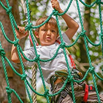 Saint Benoît Aventure, parc de loisirs proche du Camping Loire et Châteaux à Bréhémont en Indre et Loire proche de Tours et Saumur, près des châteaux de La Loire
