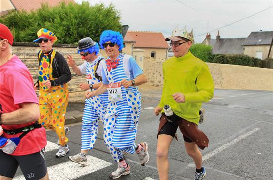 Marathon d'Azay le Rideau proche du Camping Loire et Châteaux à Bréhémont en Indre et Loire proche de Tours et Saumur, près des châteaux de La Loire