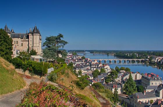 Saumur proche du Camping Loire et Châteaux à Bréhémont en Indre et Loire proche de Tours et Saumur, près des châteaux de La Loire